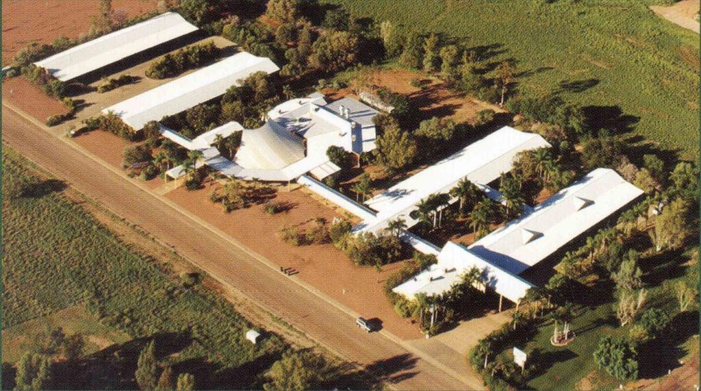 Albert Park Motor Inn-King Beds-Pool-Shaded Parking Longreach Exterior foto