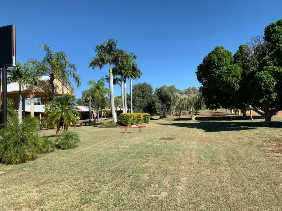 Albert Park Motor Inn-King Beds-Pool-Shaded Parking Longreach Exterior foto