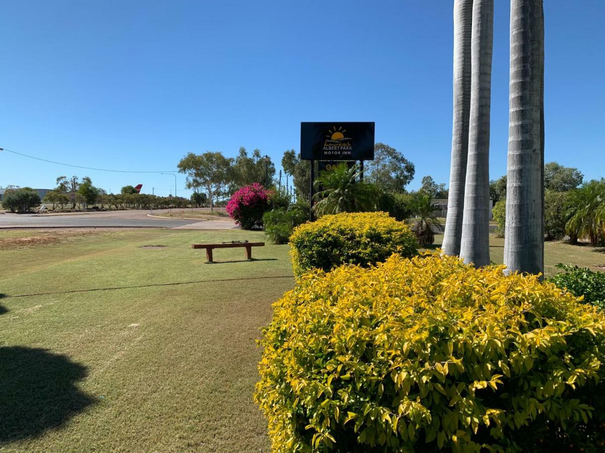 Albert Park Motor Inn-King Beds-Pool-Shaded Parking Longreach Exterior foto